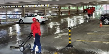 Clean County Powerwashing